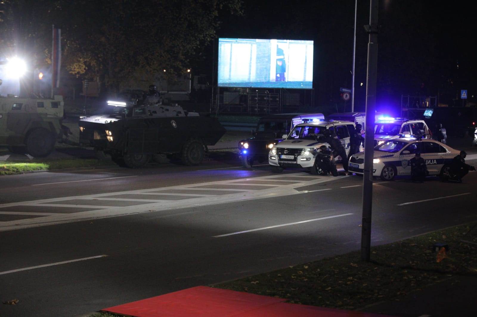 policija antiteroristička vežba obruč beograd aleksandar vučić aleksandar vulin ana brnabić foto
