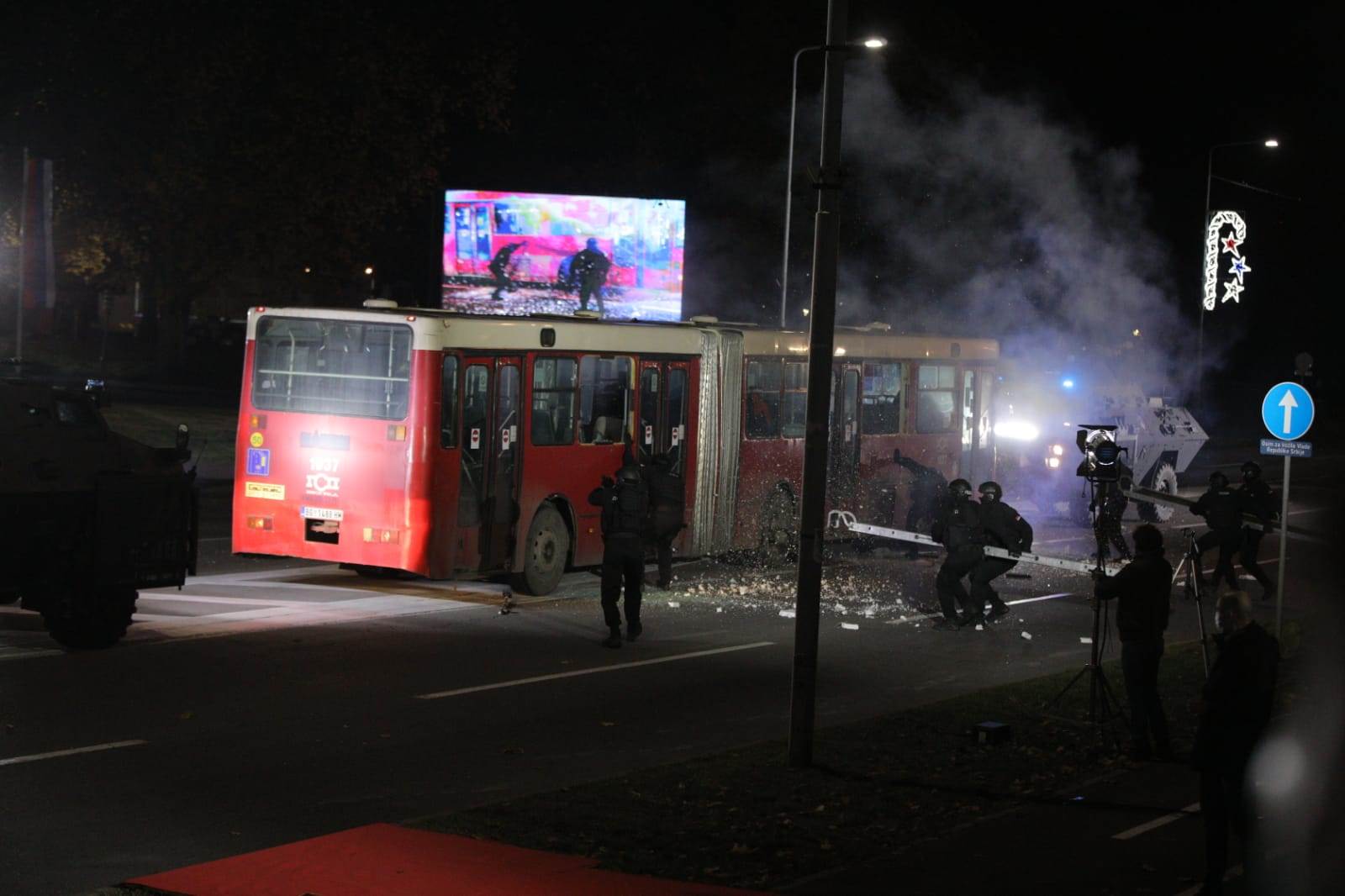 policija antiteroristička vežba obruč beograd aleksandar vučić aleksandar vulin ana brnabić foto