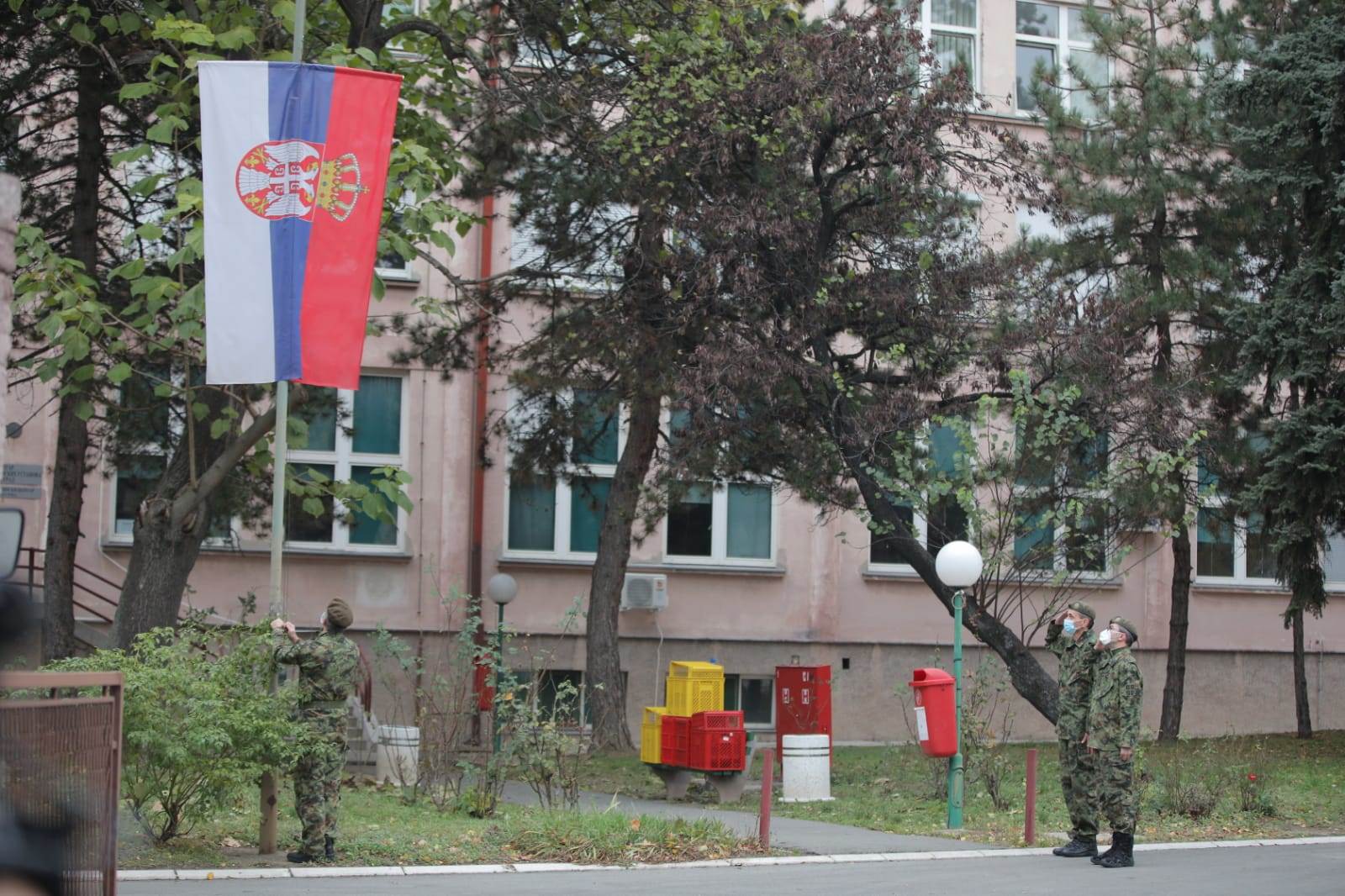 smrt patrijarh irinej izjava saucesce aleksandar vucic