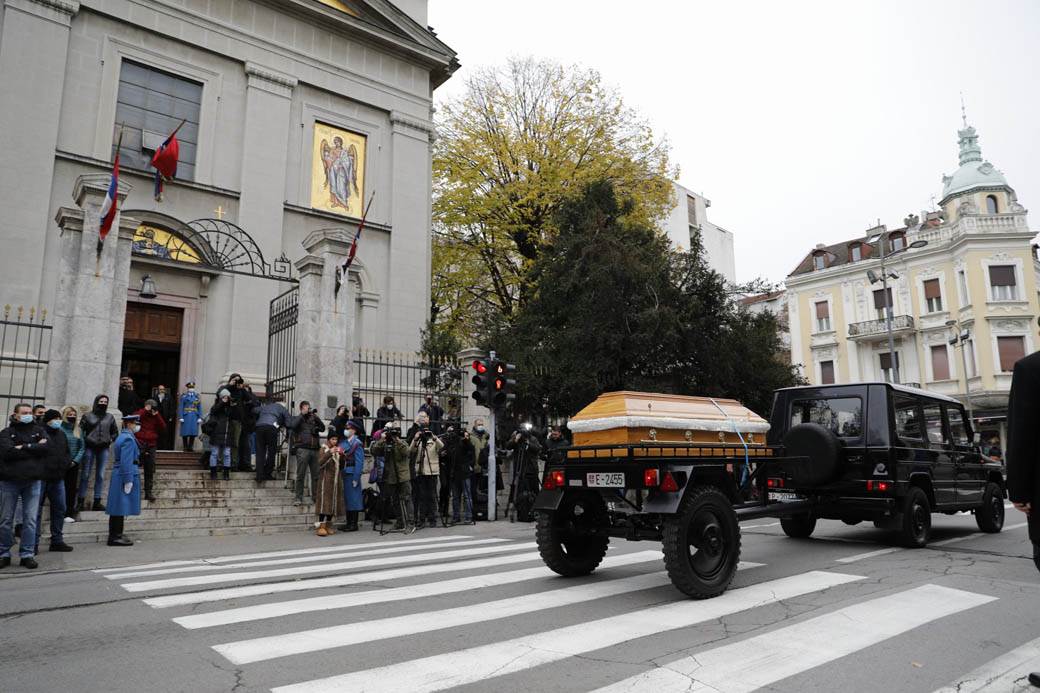 patrijarh irinej preminuo sahrana uživo liturgija saborna crkva patrijaršija fotografije
