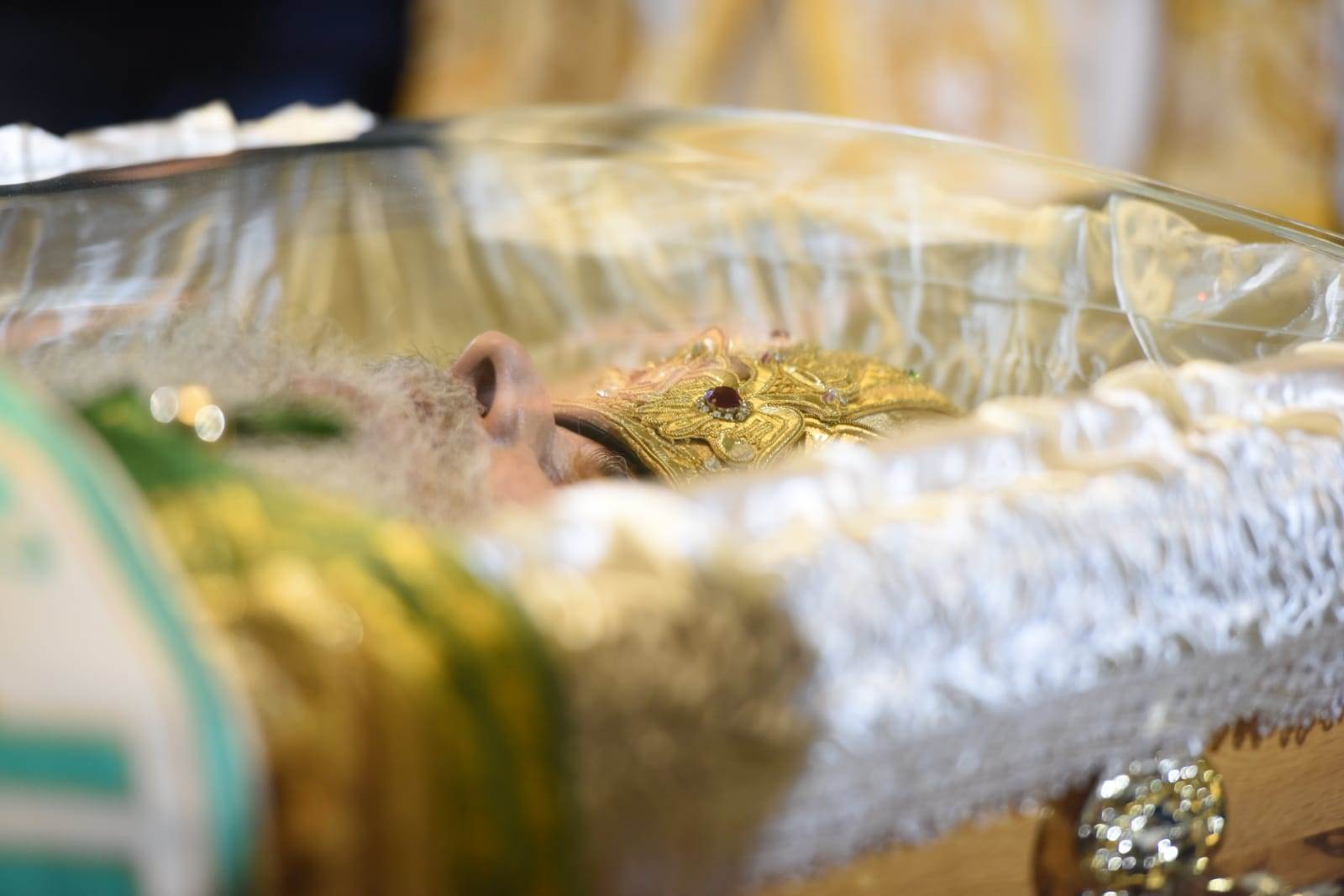 patrijarh irinej preminuo sahrana uživo liturgija saborna crkva patrijaršija fotografije