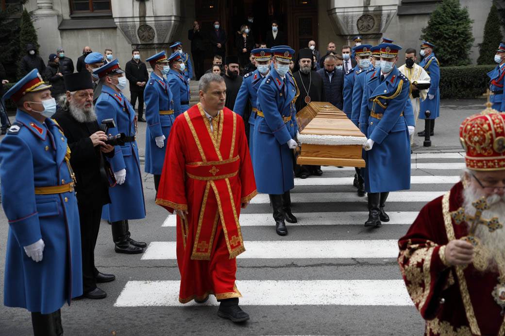 patrijarh irinej preminuo sahrana uživo liturgija saborna crkva patrijaršija fotografije