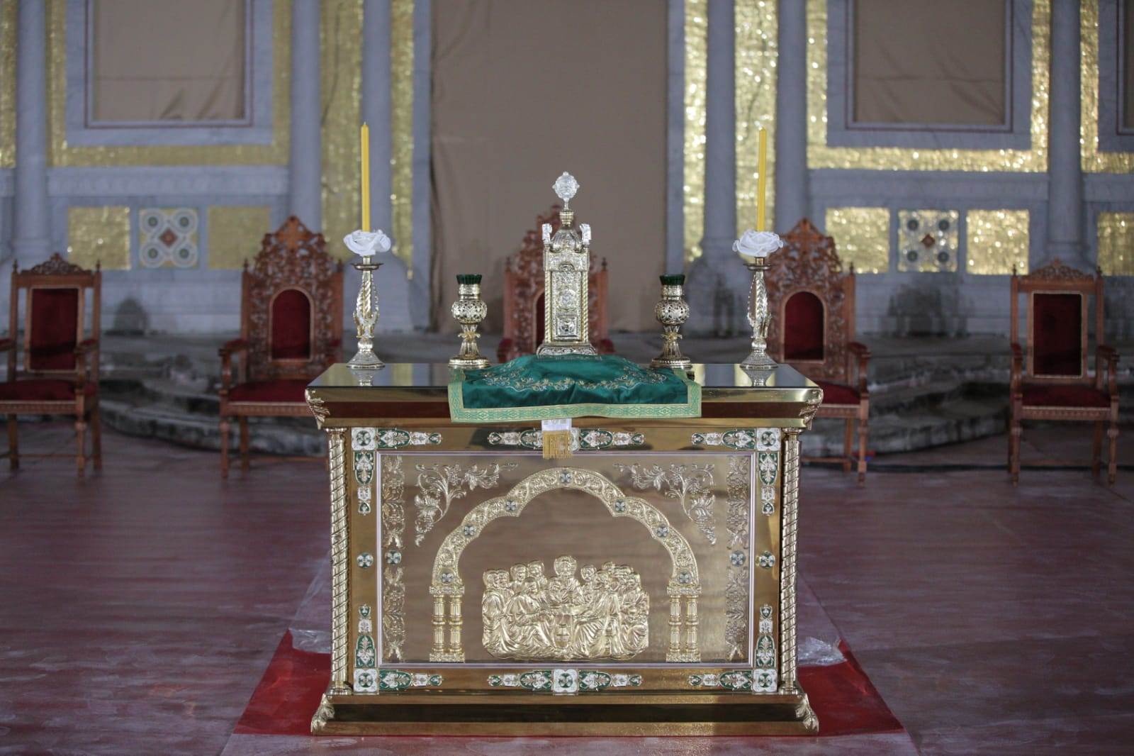 patrijarh irinej otvoren kovceg liturgija saborna crkva 