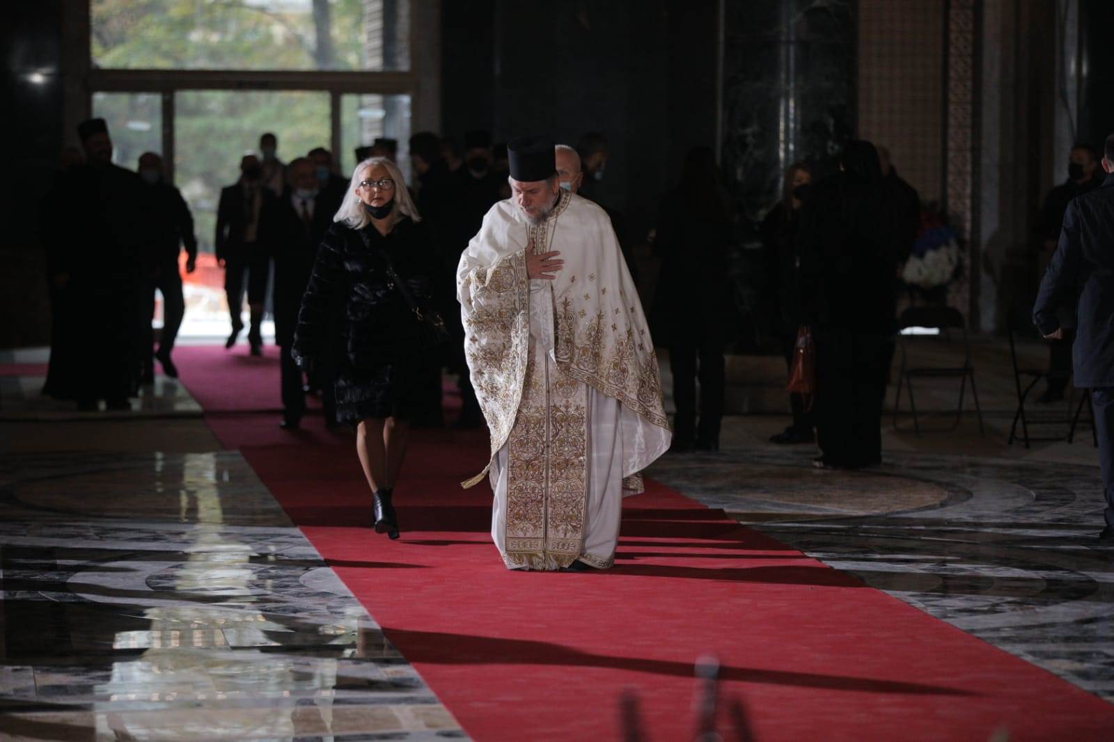 spc izbor novog patrijarha kandidati