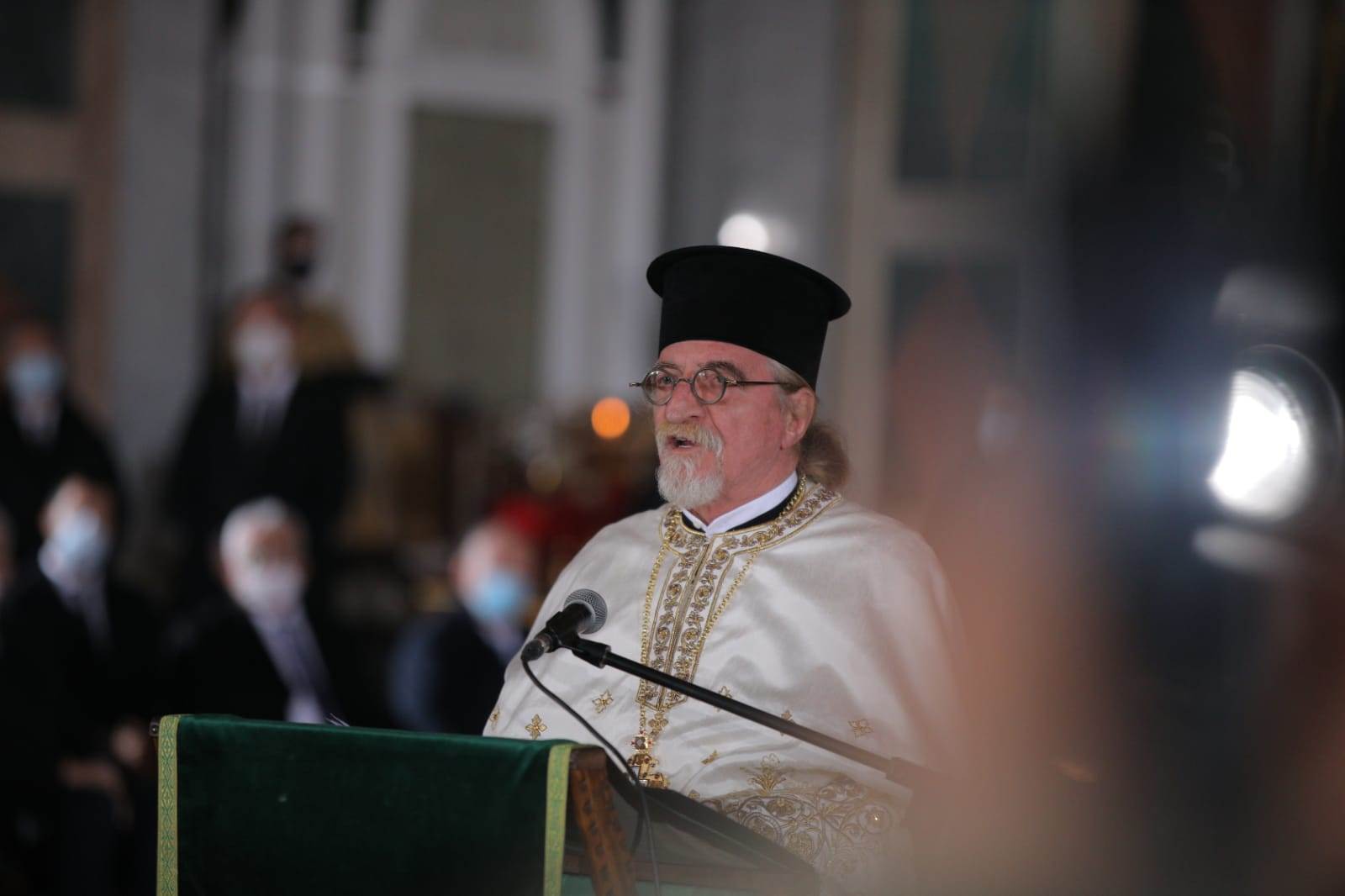 patrijarh irinej sahrana liturgija ruski djakon