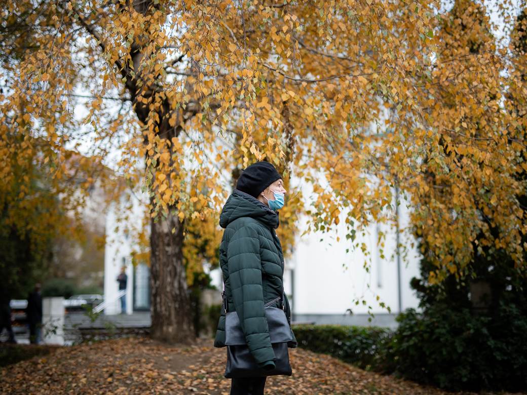 patrijarh irinej sahrana opelo liturgija hram svetog save vernici hrišćani