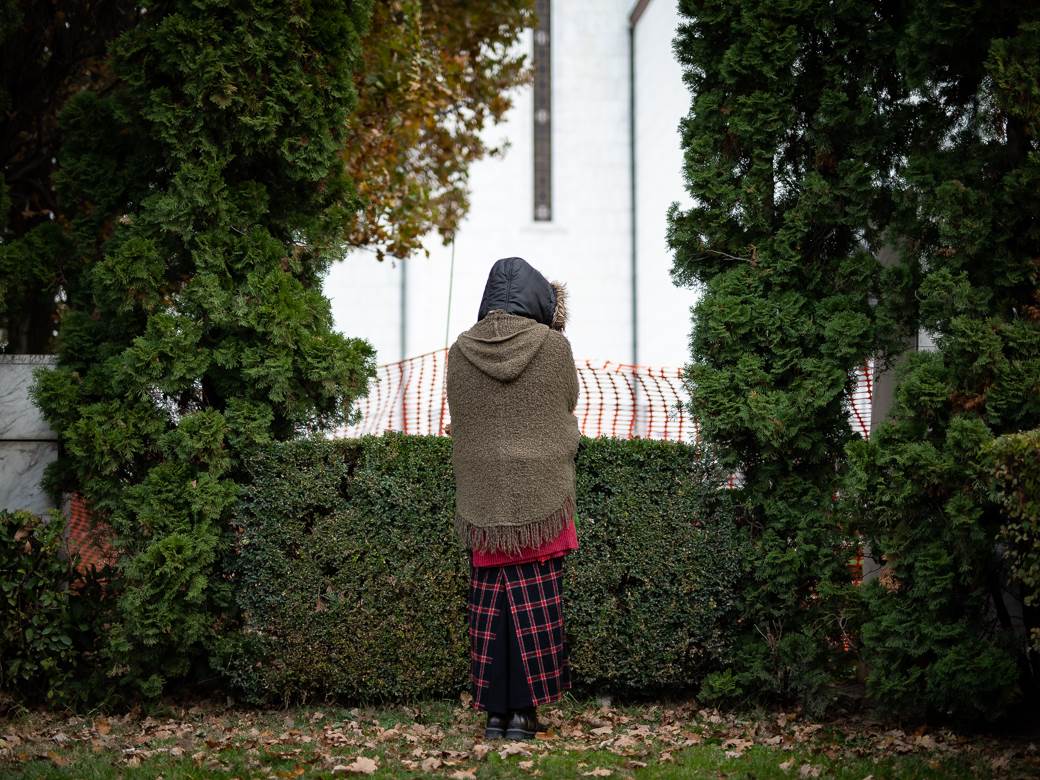 patrijarh irinej sahrana opelo liturgija hram svetog save vernici hrišćani