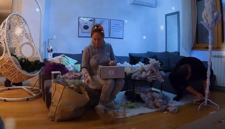 luna djogani pare od fanova