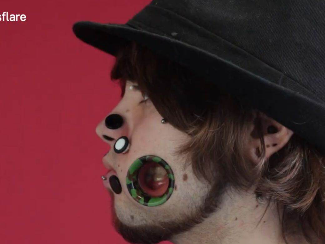 rekorder po broju pirsinga ginisova knjiga rekorda najvise rupa u licu 