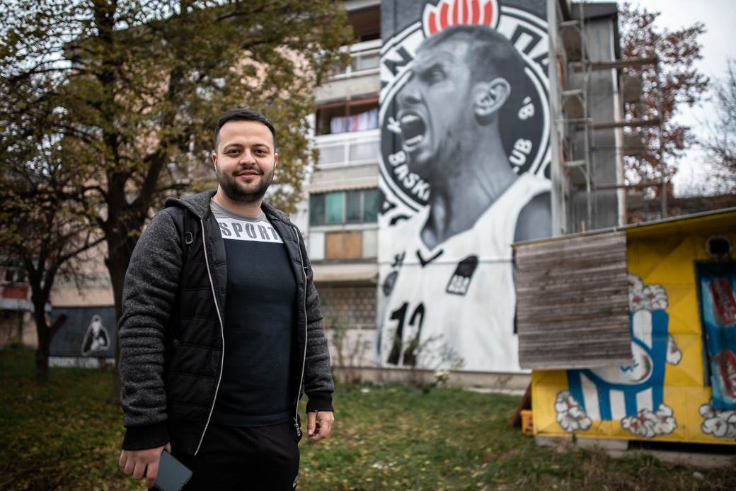 novica veličković mural grobari partizan padinska skela navijači grafiti