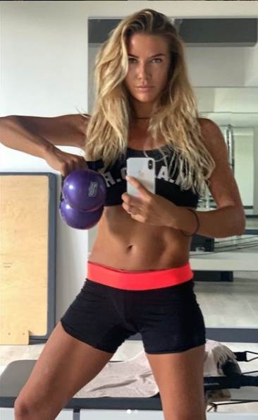 ivana sert serija seks i grad srpkinja u turskoj instagram foto