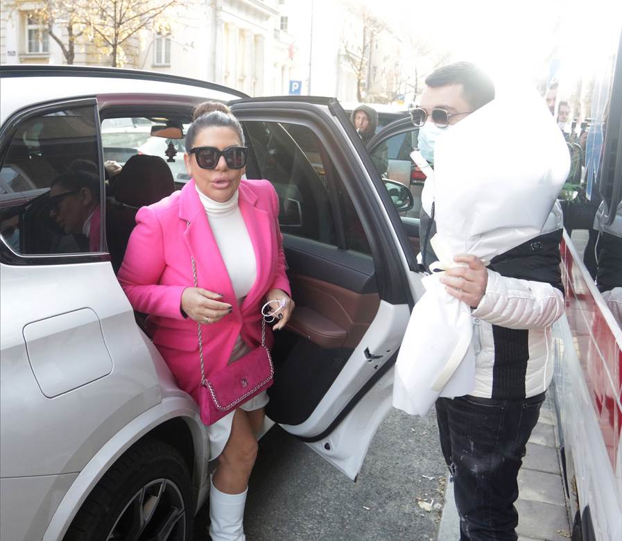 radisa trajkovic djani unuk nikola peva mu pesme instagram video