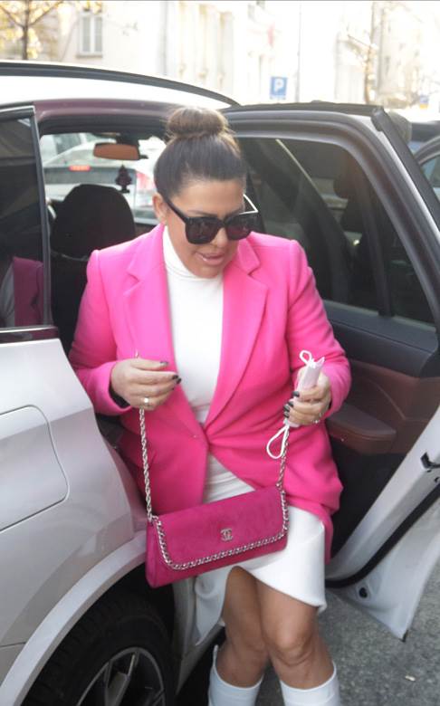 Snajka ljuta na Đanija 