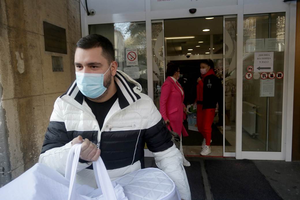 Poreska proverava honorare pevača 