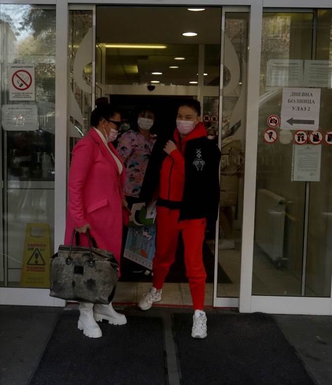 radisa trajkovic djani unuk nikola peva mu pesme instagram video