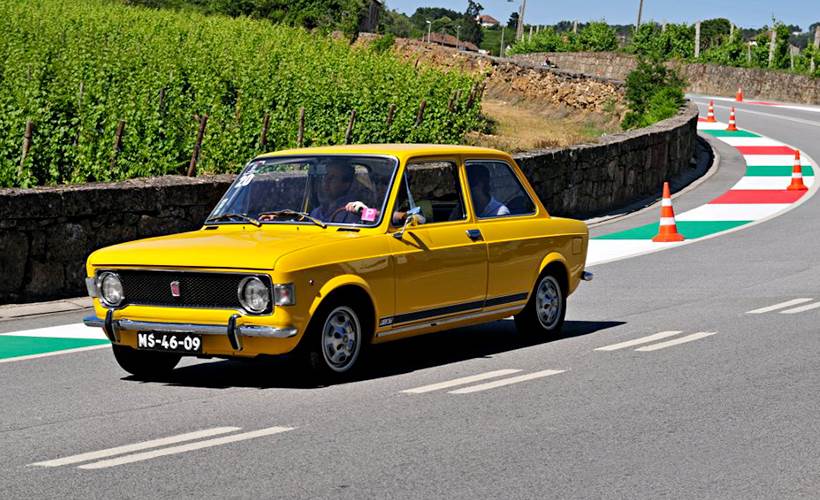 fiat 128 stojadin ocuvan polovni automobili automehanicar fotografije