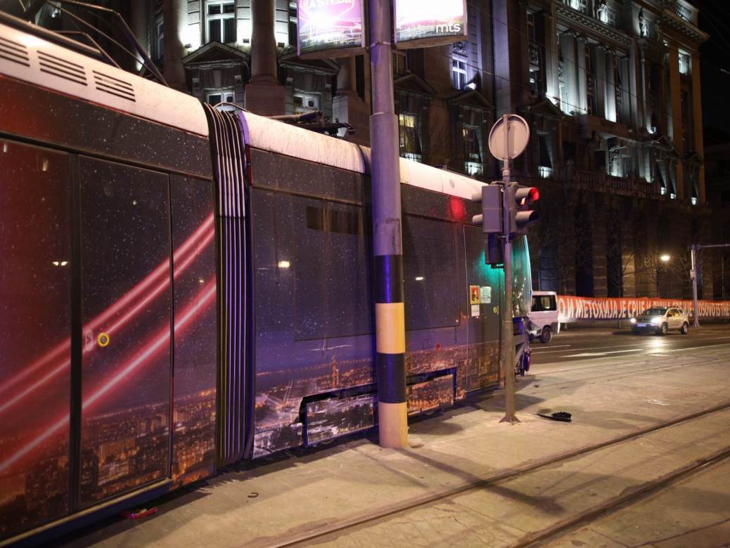 saobracajka tramvaj kamion nemanjina vlada srbije povredjeni