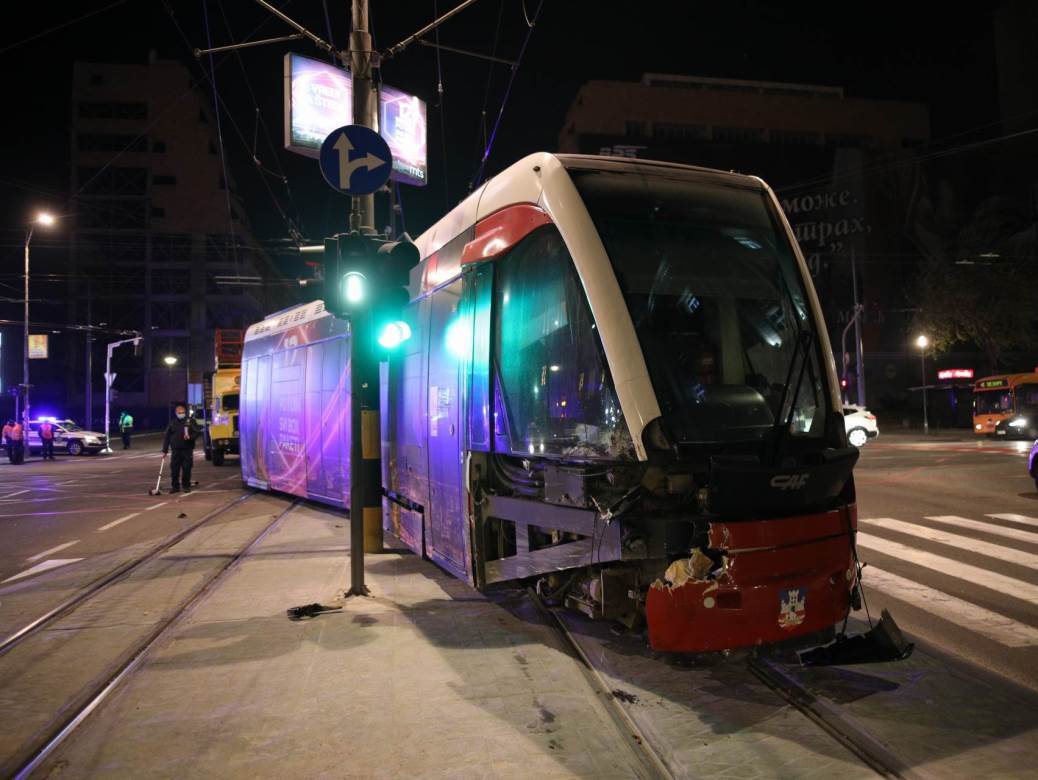 saobracajka tramvaj kamion nemanjina vlada srbije povredjeni