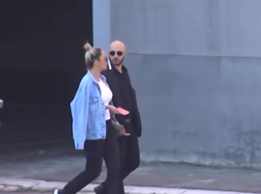 Maja Berović u 6. mesecu trudnoće u providnoj haljini