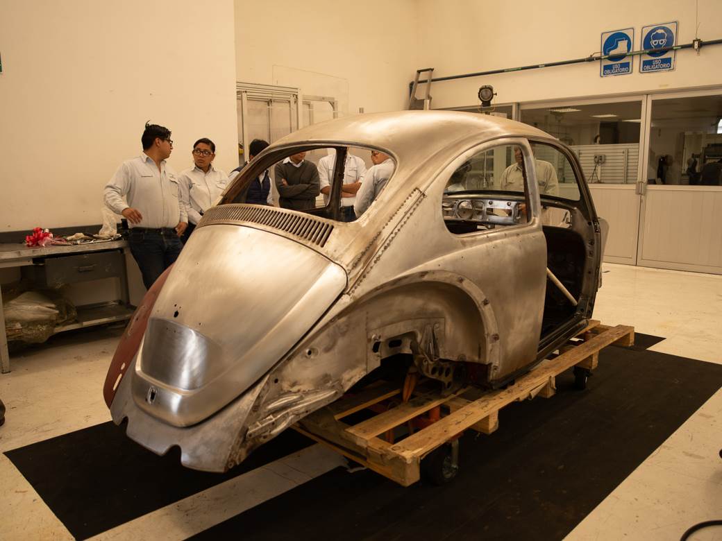 volkswagen folksvagen buba beetle polovni automobili auto polovnjak restauracija golf automobil