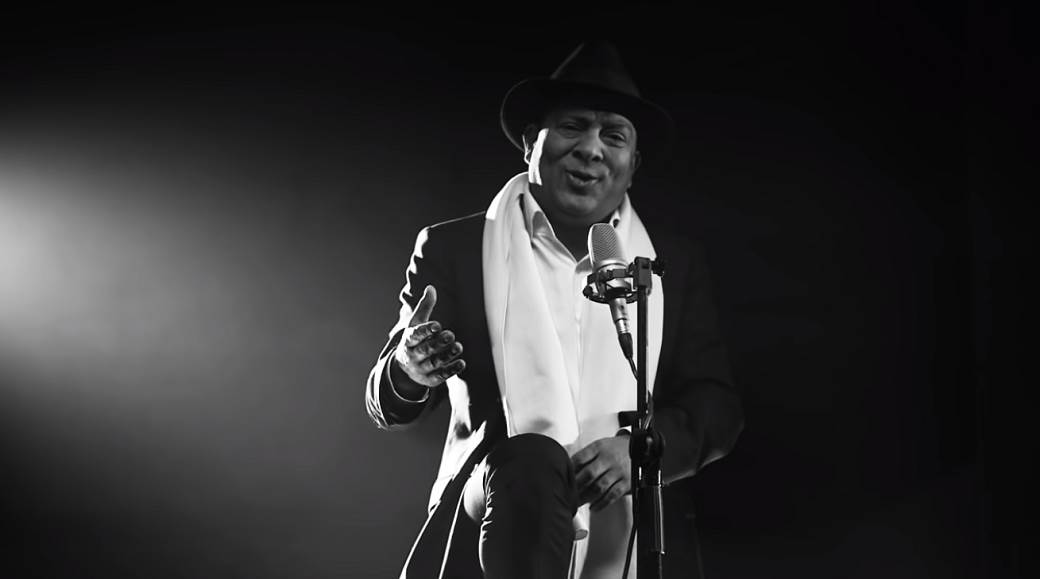 Toše i Džej pevaju