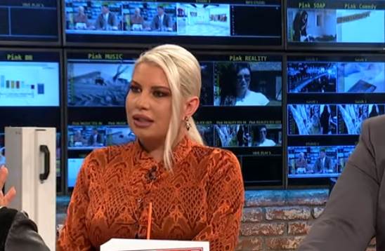 Kako izgleda dečko Mine Kostić?