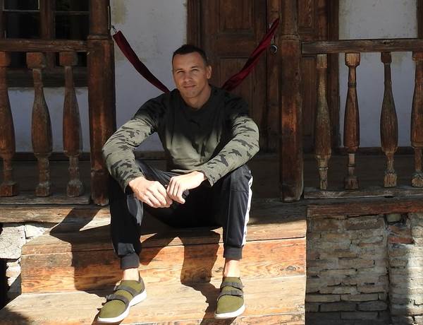 Cecin bivši Cvele hteo da se presele u stan od 70 kvadrata zbog štednje