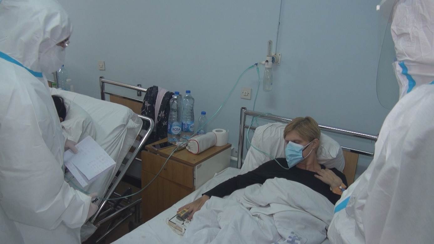 cacak kovid bolnica slike fotografije crvena zona bolnica