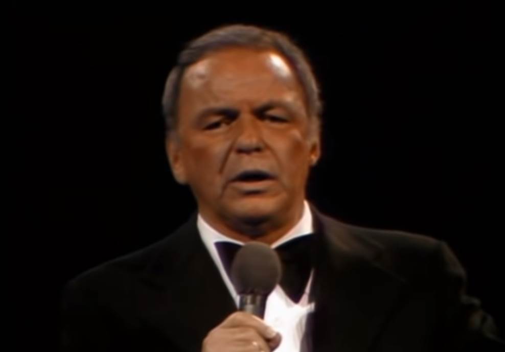 Sinatra imao orgije sa 12 žena, zaveo udovicu mrtvog druga