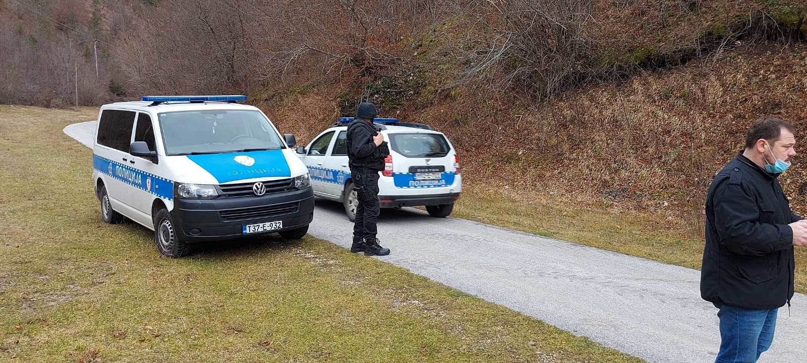 monah stefan manastir glogovac ubistvo narkoman crkva spc sipovo polciija