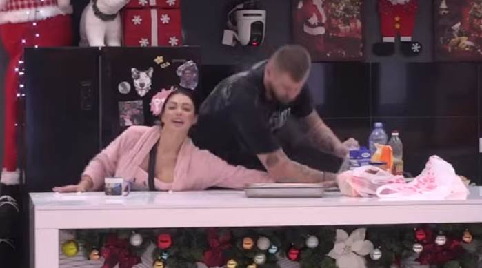 zadruga najnovije vesti maja marinkovic janjus svadja gadjao je testom skloni se imam noz video