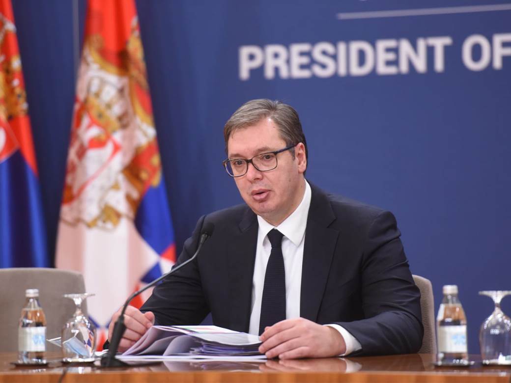 aleksandar vucic predsednik srbije autoputevi mostovi pruge izgradnja infrastruktura gasovod