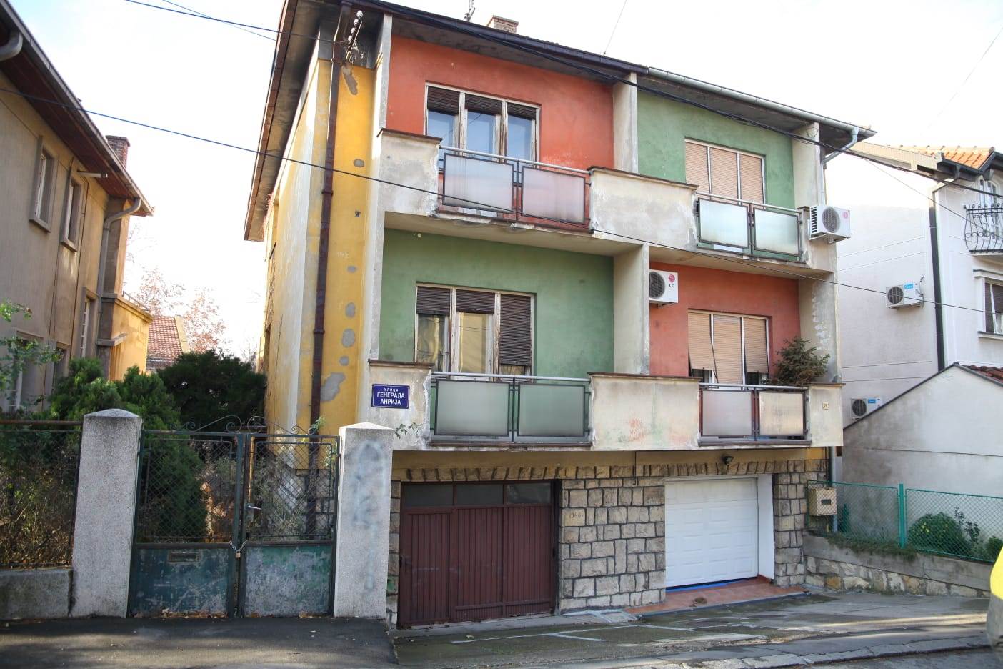 ubistvo samoubistvo vozdovac nasilje u porodici svadja pistolj 