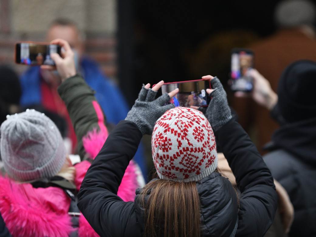 dzej ramadanovski sahrana andrijana tomanic oprostajni govor psovke
