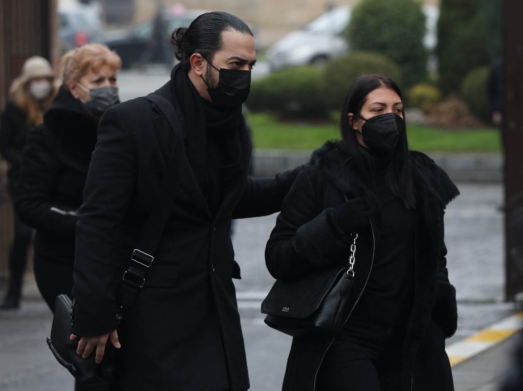 dzej ramadanovski sahrana andrijana tomanic oprostajni govor psovke