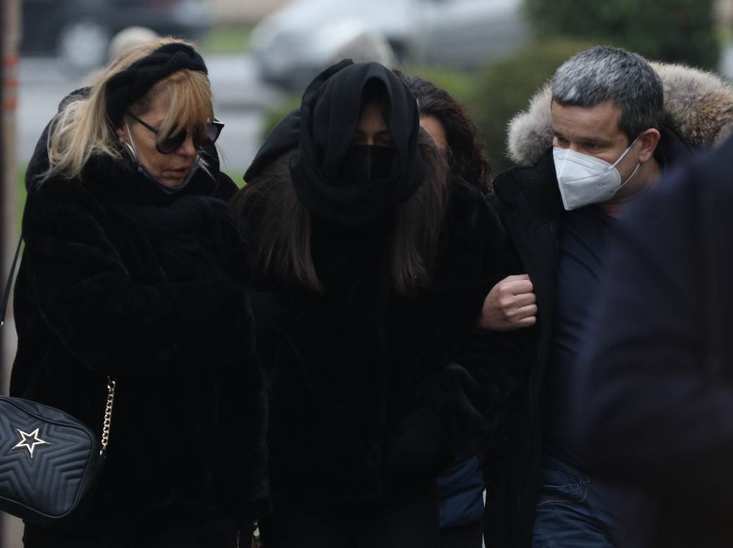 dzej ramadanovski sahrana andrijana tomanic oprostajni govor psovke