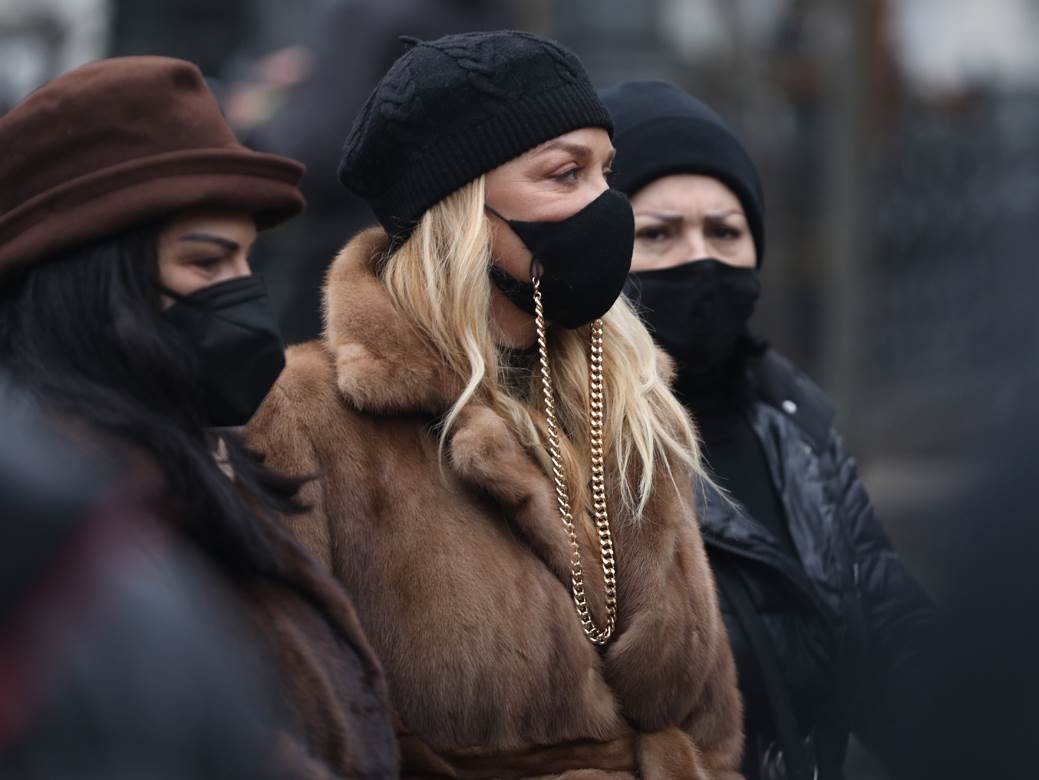 dzej ramadanovski sahrana andrijana tomanic oprostajni govor psovke