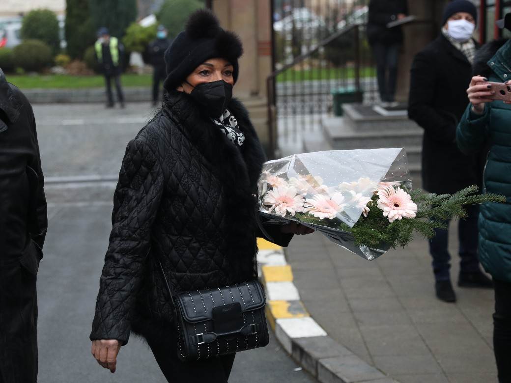 dzej ramadanovski sahrana andrijana tomanic oprostajni govor psovke