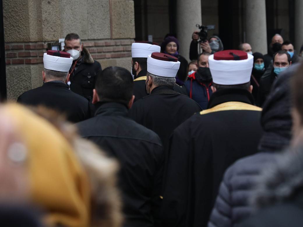 dzej ramadanovski sahrana andrijana tomanic oprostajni govor psovke