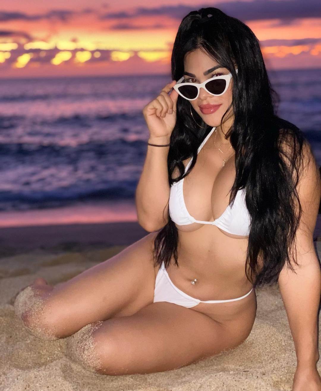 rejcel ostovic havaji sad srbija prezime foto prelepa lepotica video