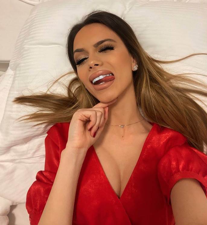 maloletna influenserka ugradila silikone sestra sare damnjanovic