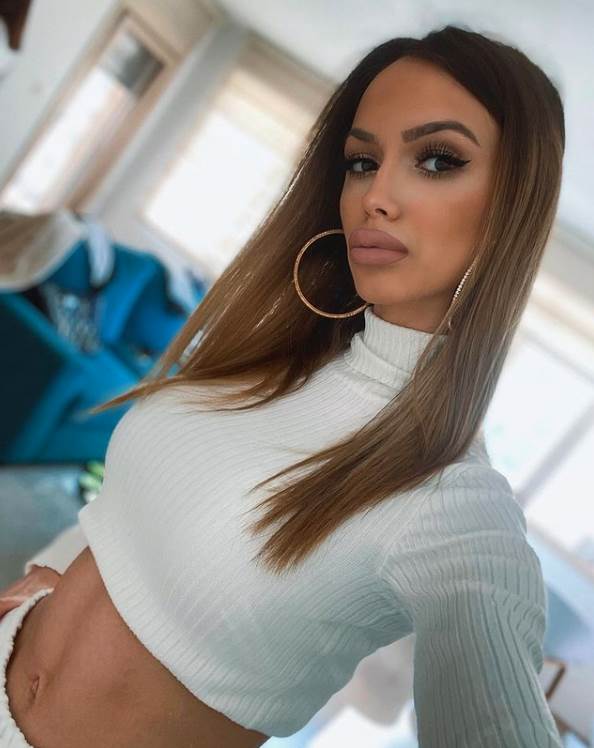 maloletna influenserka ugradila silikone sestra sare damnjanovic