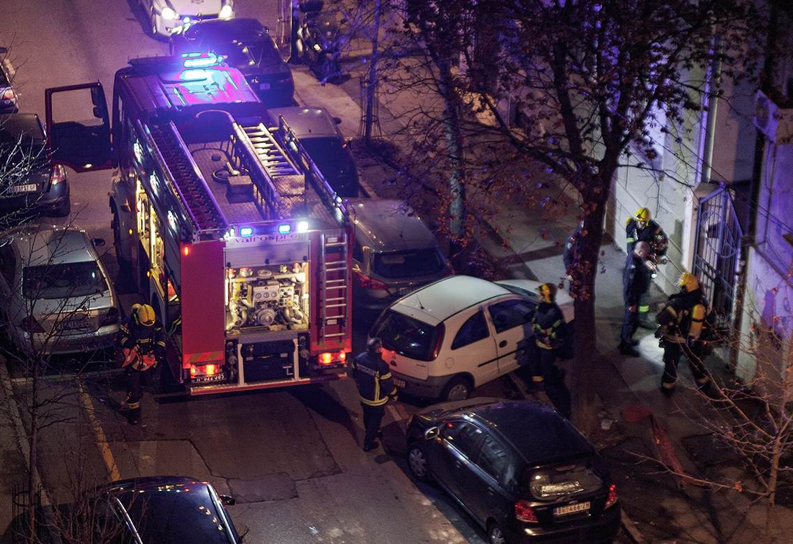 pozar u prote mateje vatrogasci vatra fotografije