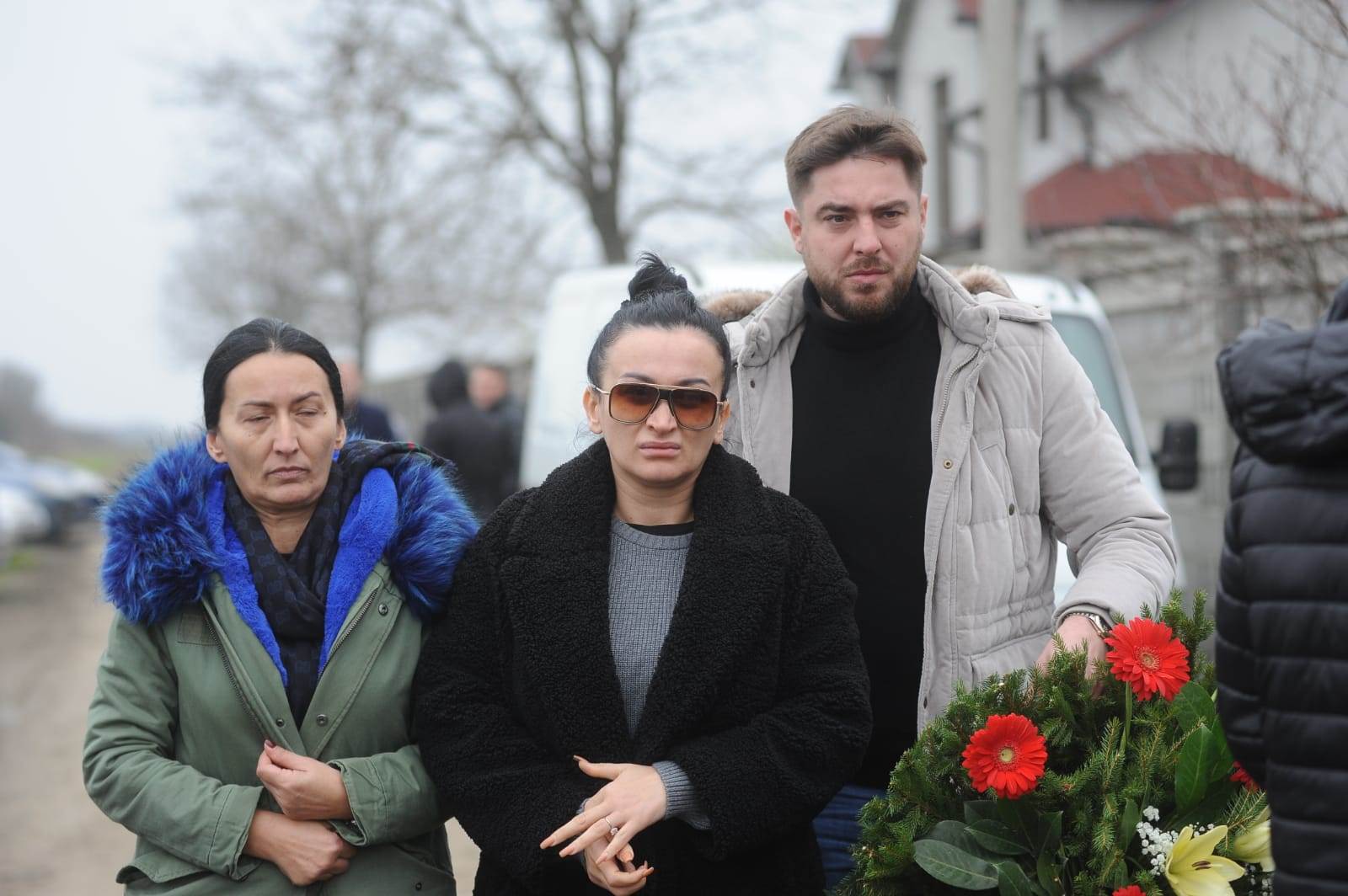 darko lazic grob oca milana u brestacu izgoreo