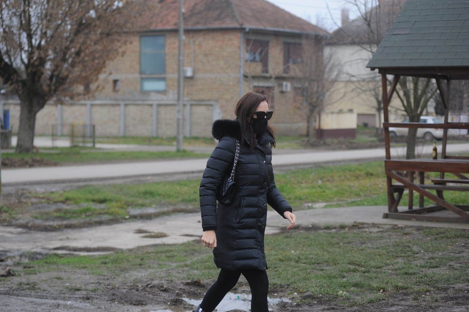 darko lazic grob oca milana u brestacu izgoreo