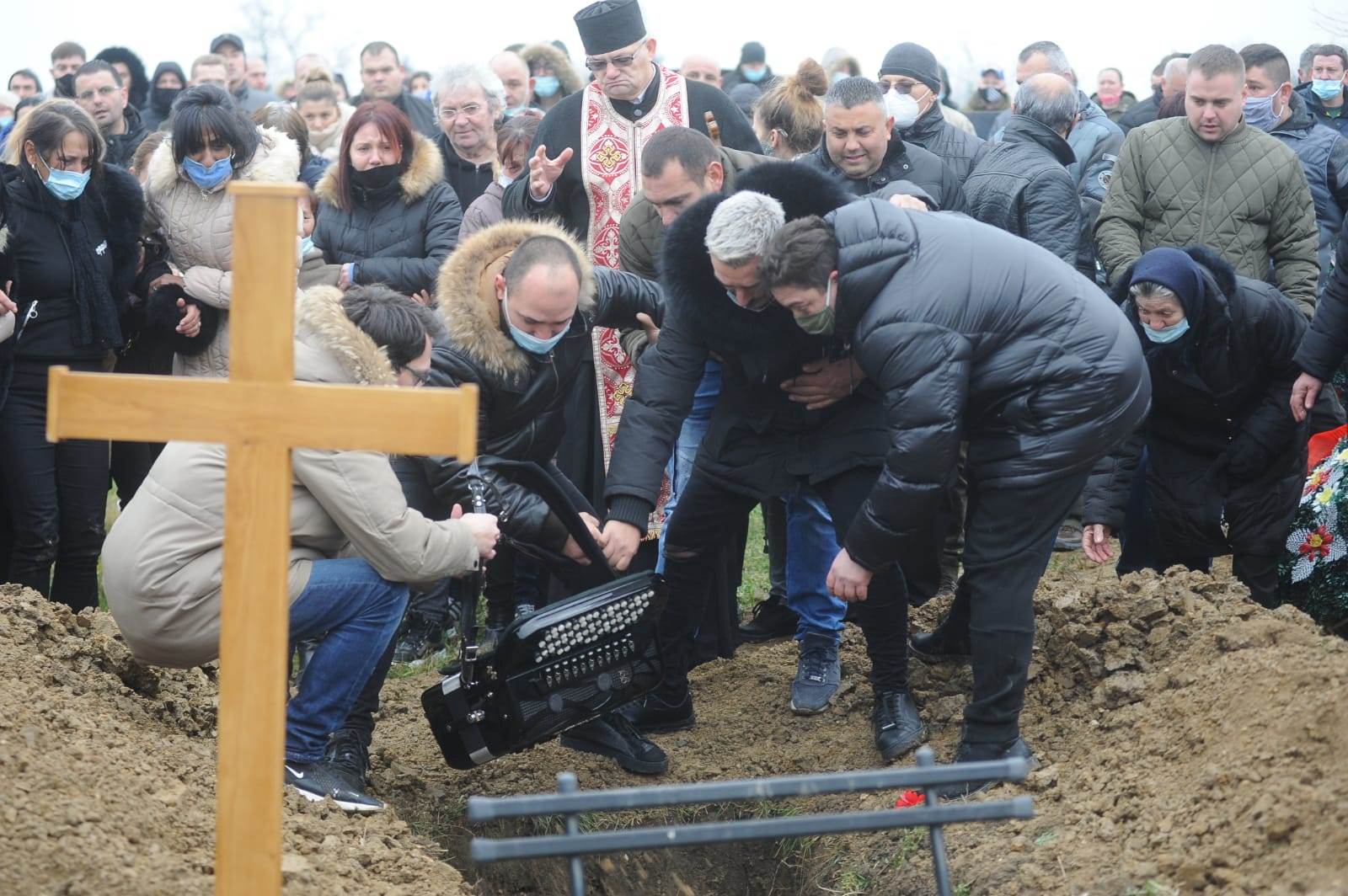 darko lazic smrt oca ana sevic operacija zeluca