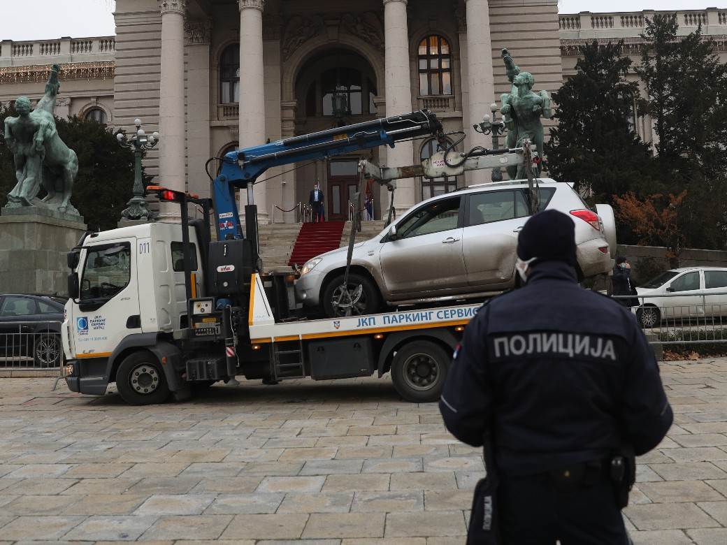 skupstina srbije autom probio obradu uhapsen teorije zavere globalisti