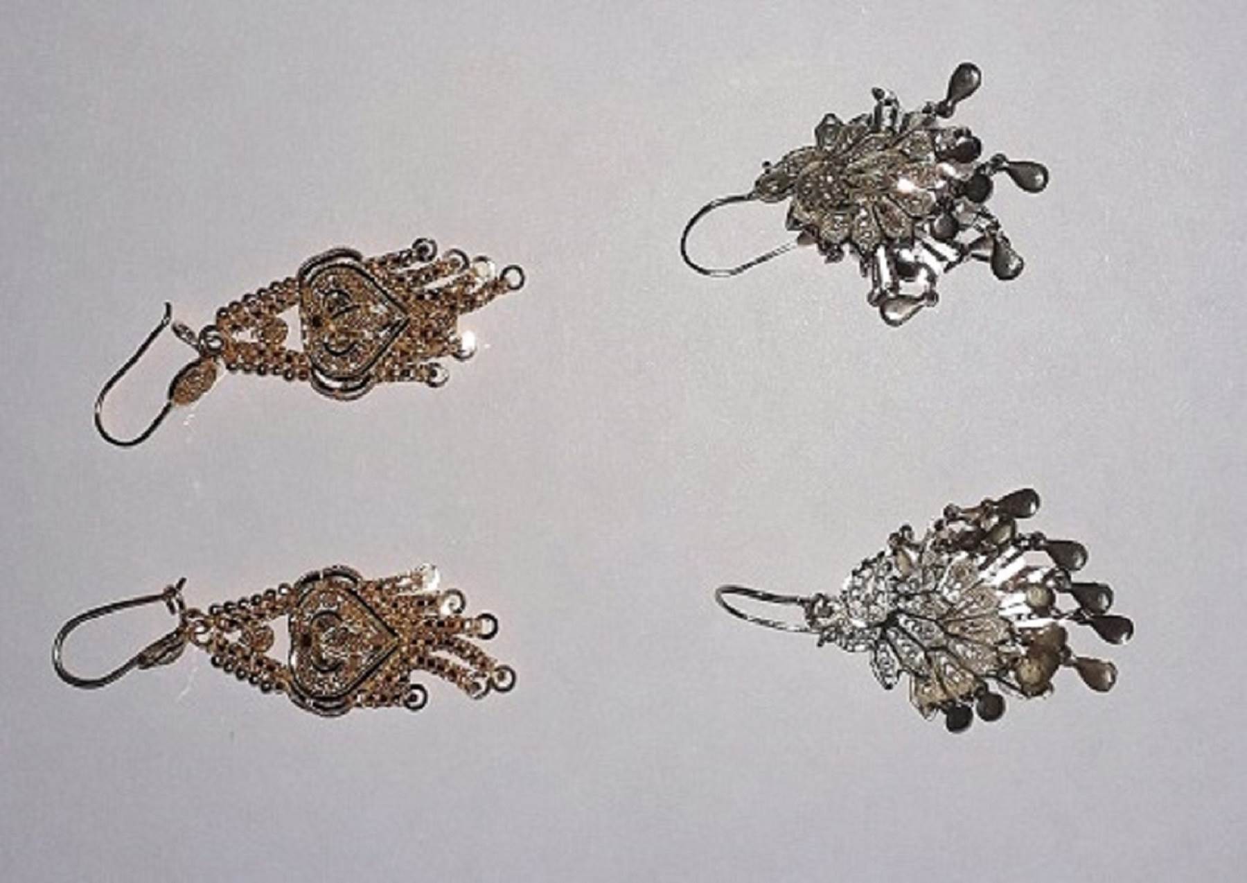 granica zlato šverc stavila u grudnjak pola kilograma zlata