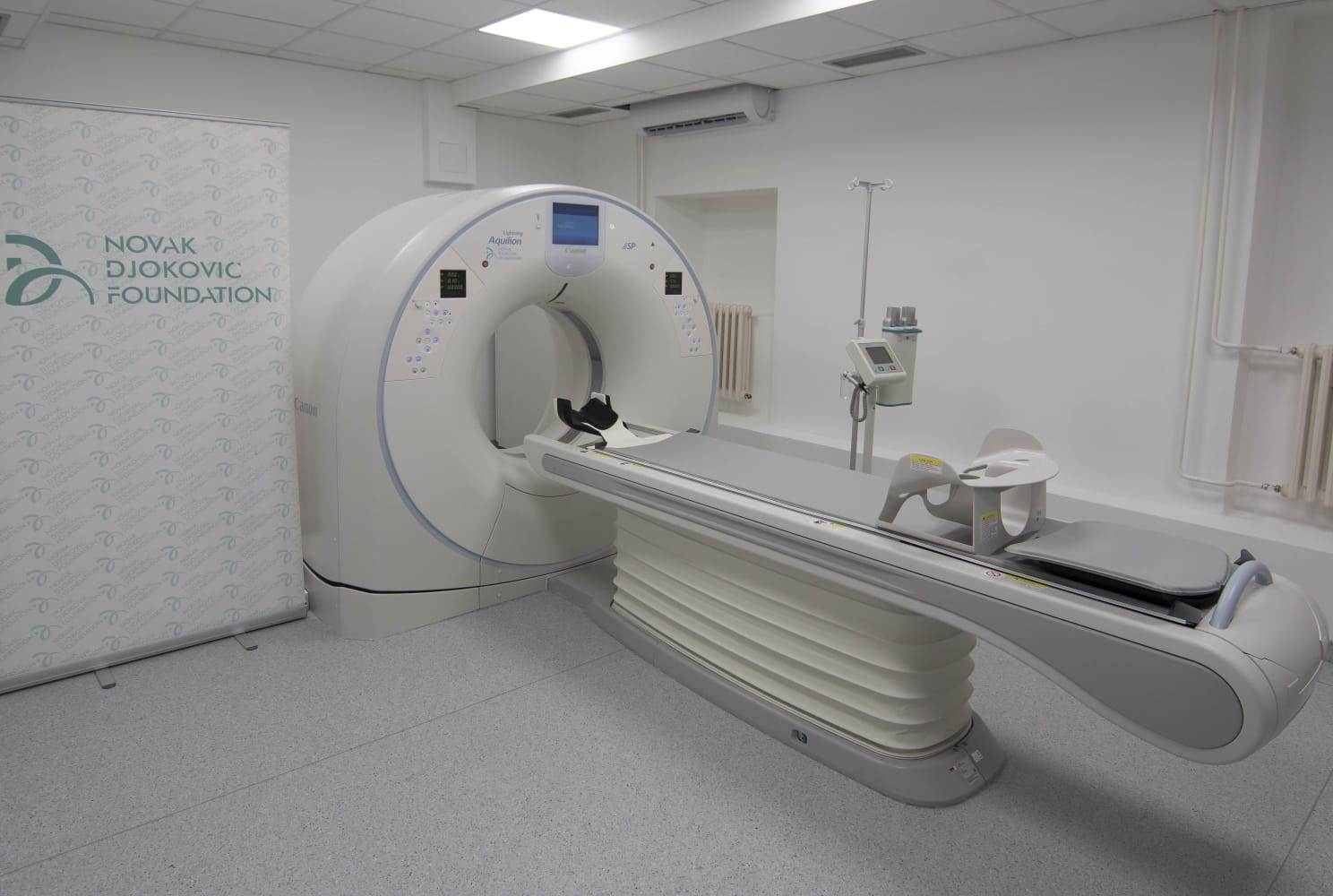 novak jelena djokovic donirali skener bolnica dragisa misovic humani gest fondacija novak djokovic