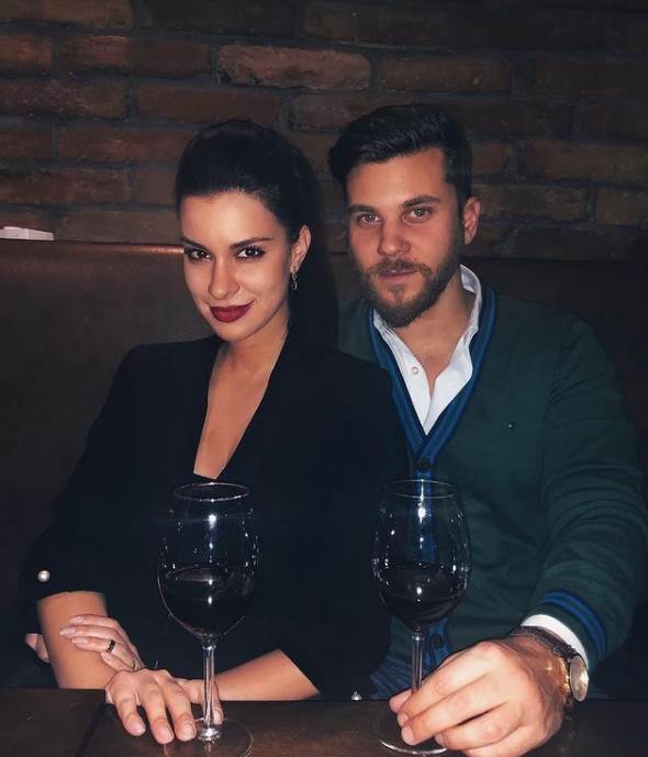 Dragana Kosjerina snimak iz Pariza